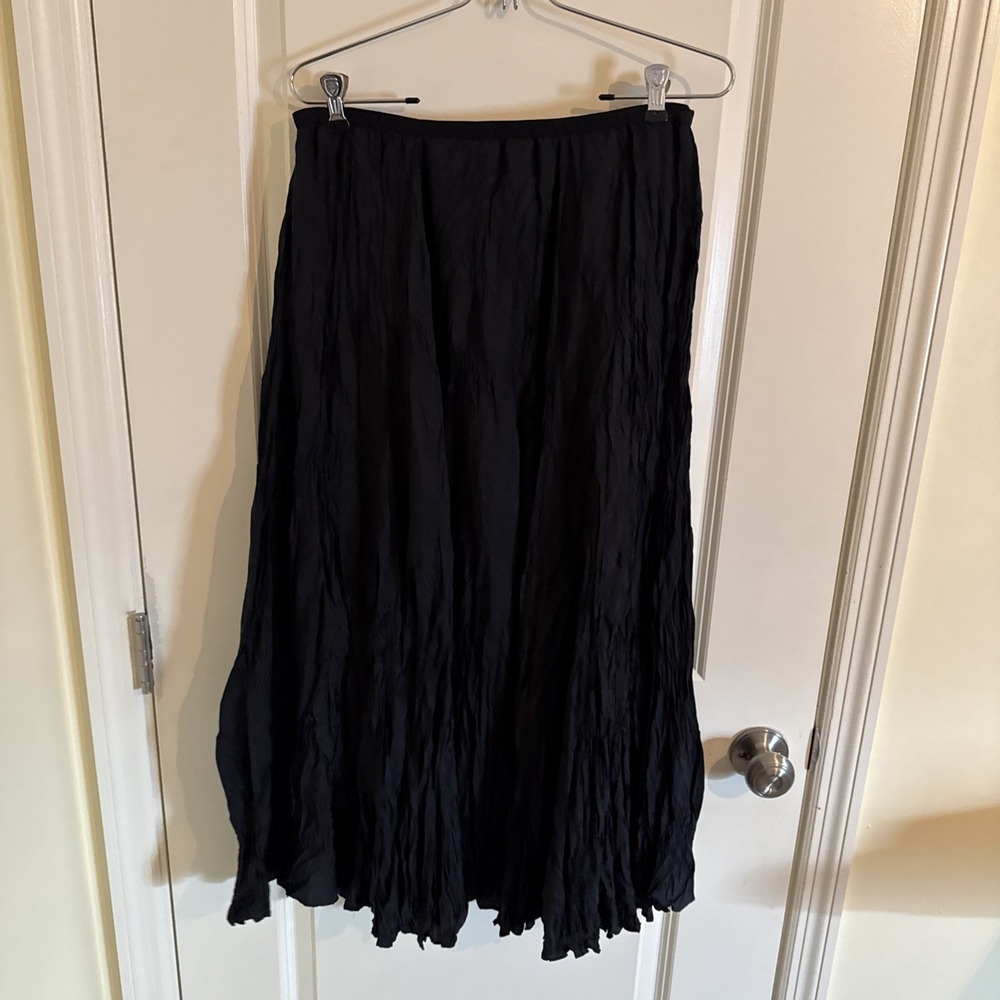 Tommy Bahama Vintage Black Silk Crinkle Maxi Skirt Size Small 90's Y2K - Picture 2 of 5